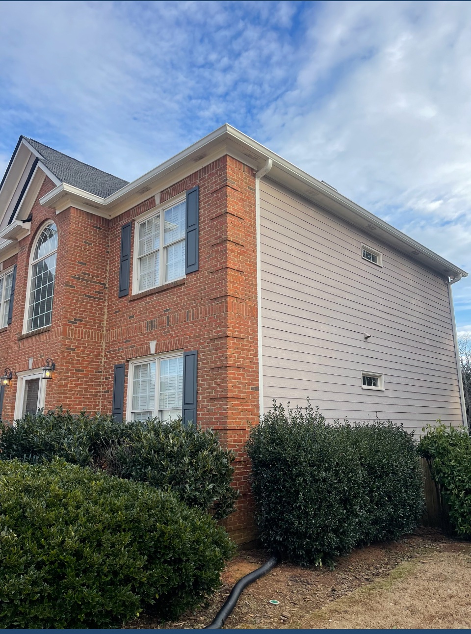 New gutter and downspout installation in Wynfield Estates, Roswell